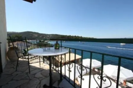 Margina Aparthotel Gaios